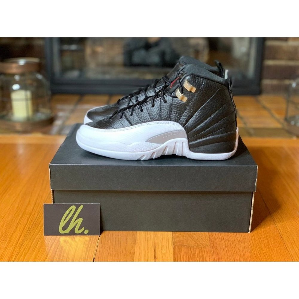 Sz 6.5y Air Jordan Retro 12 "Playoffs"